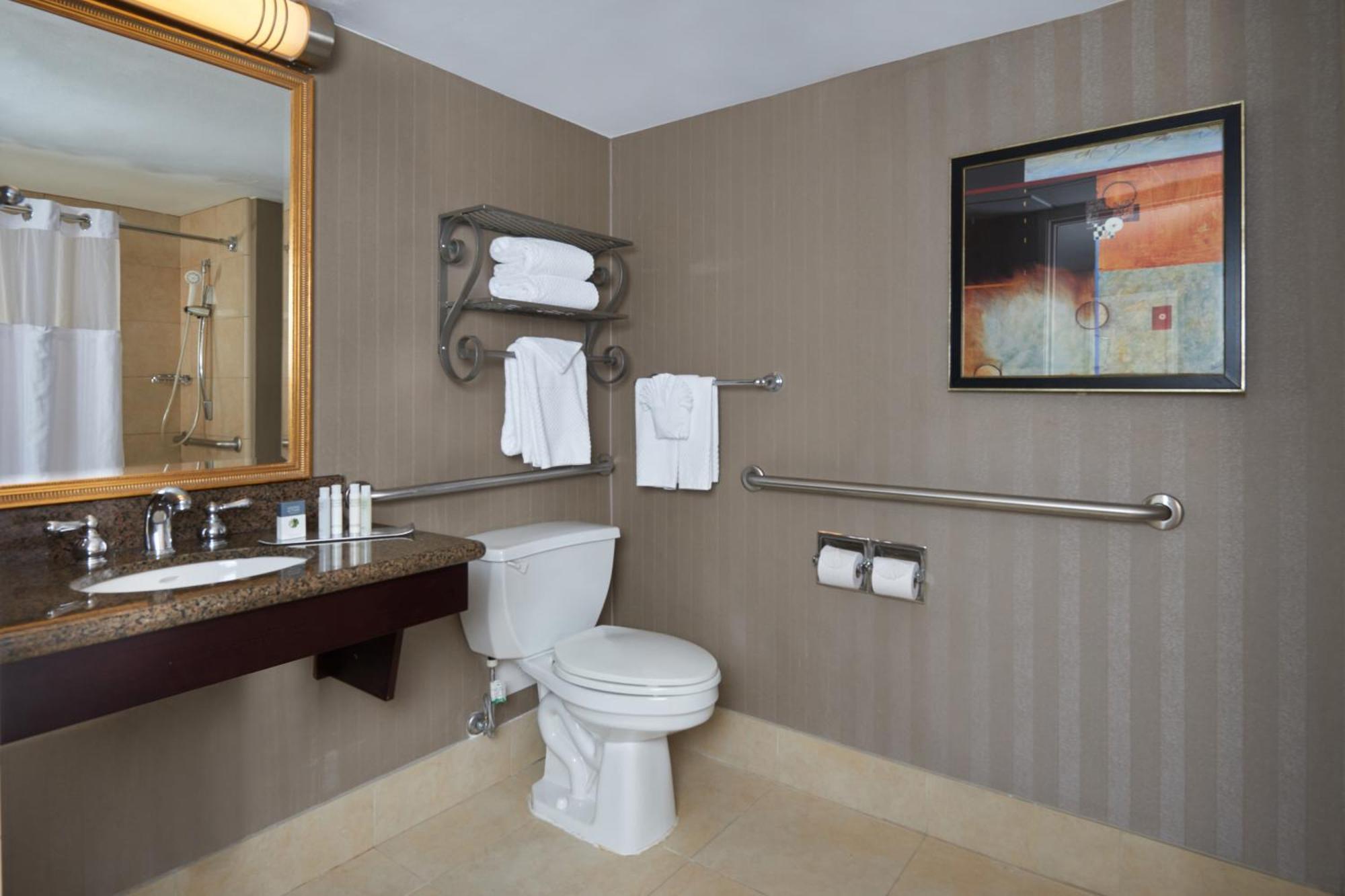 Doubletree By Hilton Dallas Market Center Dış mekan fotoğraf