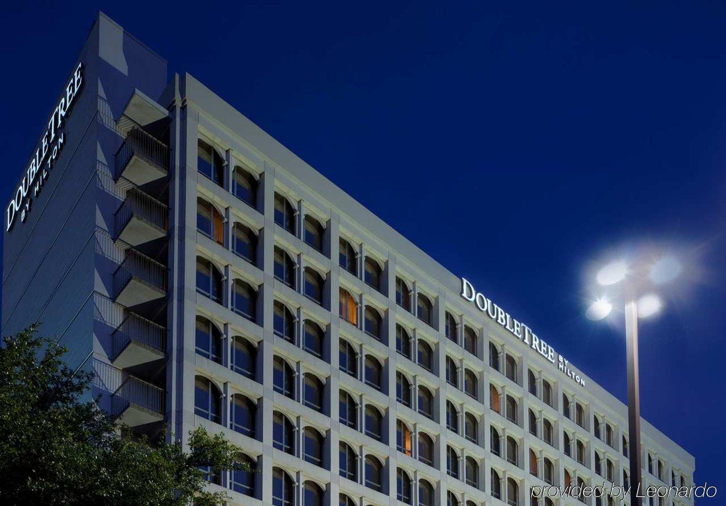 Doubletree By Hilton Dallas Market Center Dış mekan fotoğraf
