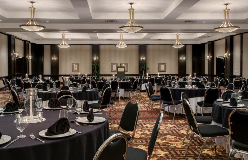 Doubletree By Hilton Dallas Market Center Dış mekan fotoğraf